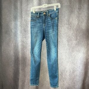 Madewell Women's Skinny Jeans in Blue